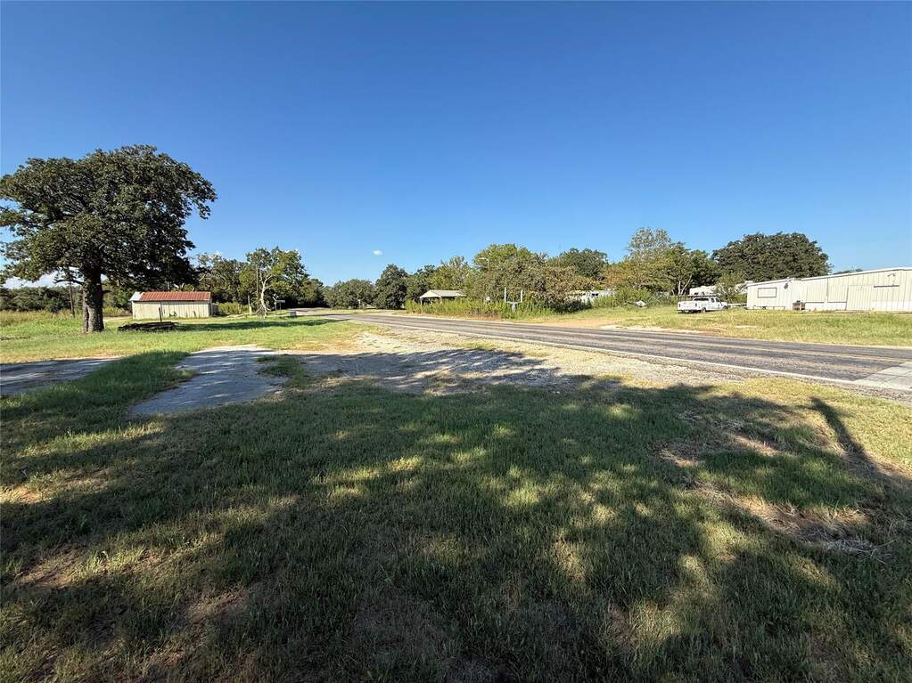 2043 Fm 535, Rosanky, TX 78953 - More