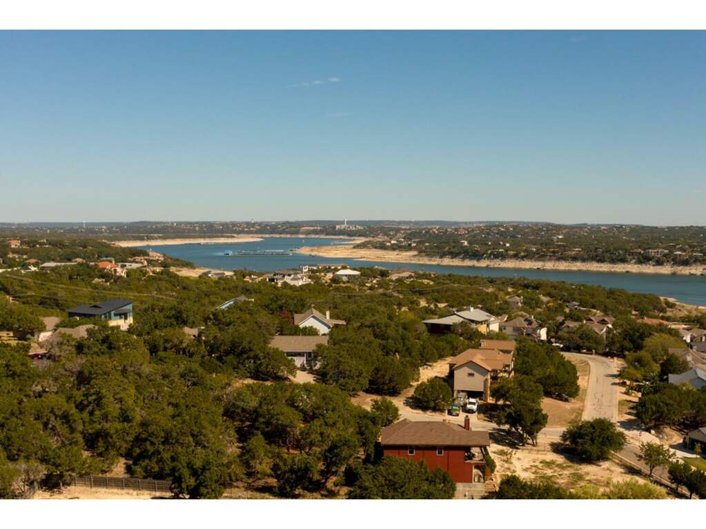 304 Valley Hill Dr, Point Venture, TX 78645 MLS 6071359