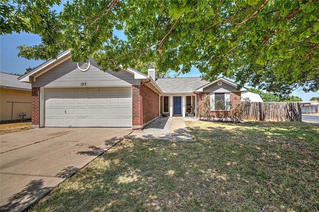 123 Crystal Knoll Blvd, TX 78626 MLS 6102249