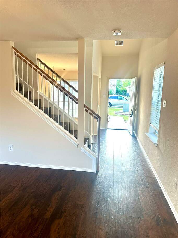 1501 Lady Grey Ave, Pflugerville, TX 78660 MLS 6516829 properties Lonestar Christie's