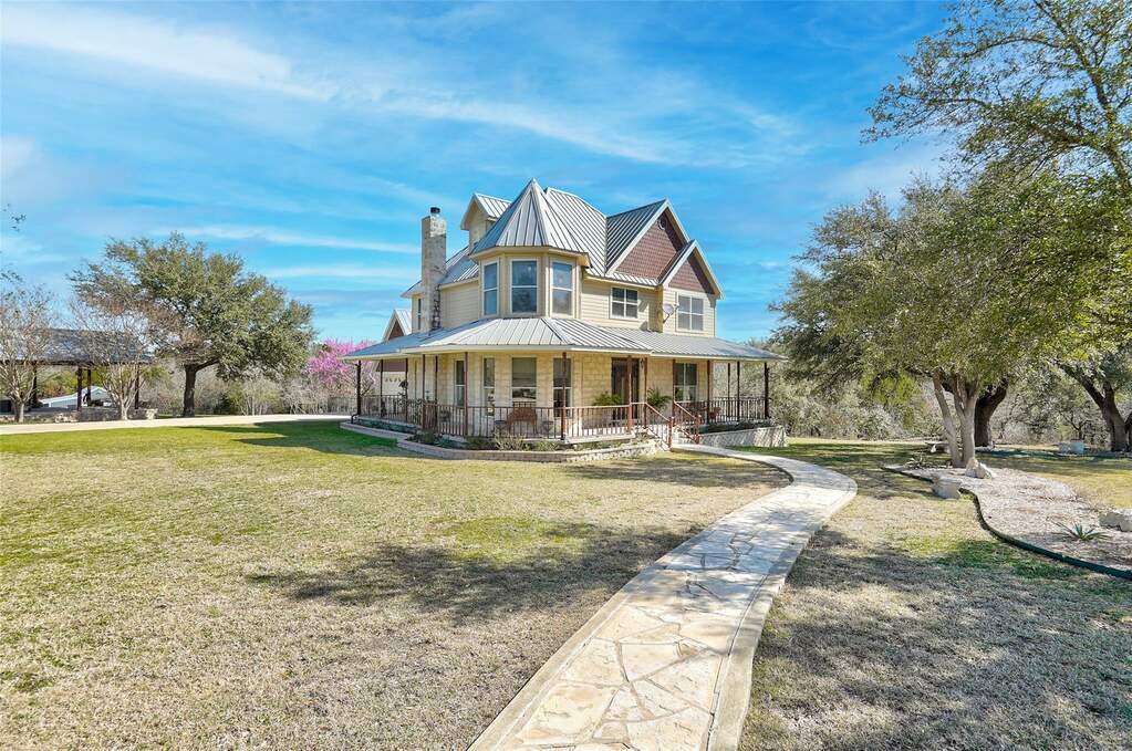 5184 Royal St, Salado, TX 76571 MLS 6659780 properties Dallas