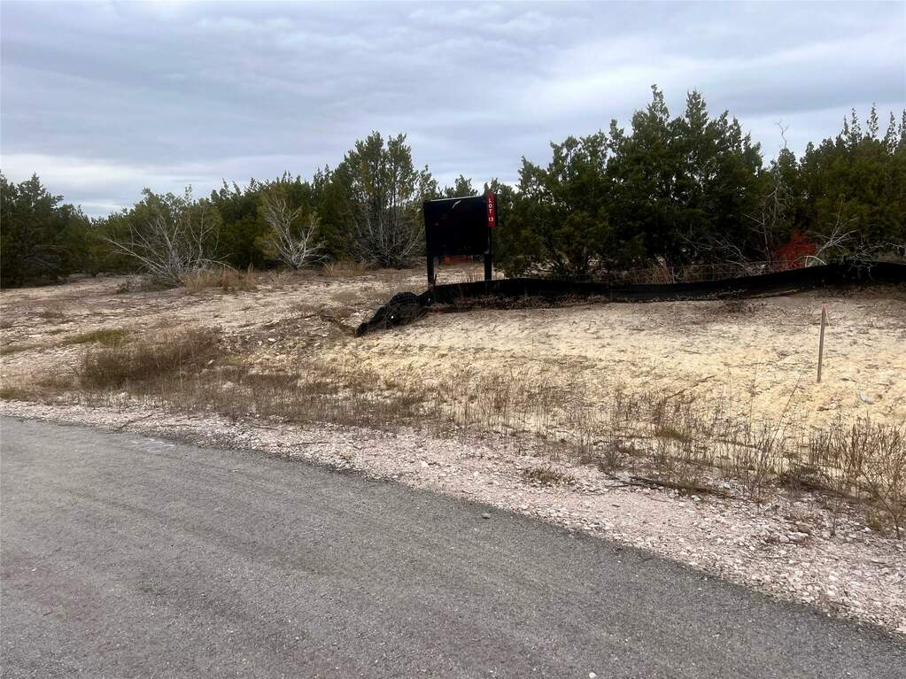 188 Whispering Wind Rd, Bertram, TX 78605 MLS 6814128 properties