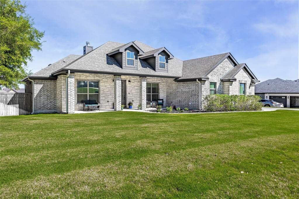 4051 Fossil Ridge Dr, Nolanville, TX 76559 MLS 7081103 properties