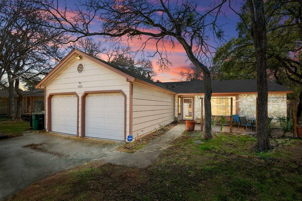 502 Honeysuckle Dr, Cedar Park, TX 78613