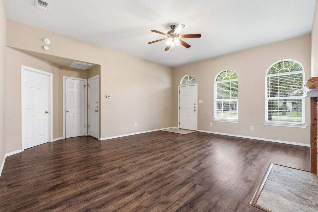 120 Kokomo Ln, Bastrop, TX 78602 - View 5