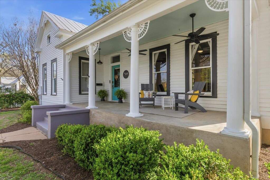709 Hill St, Bastrop, TX 78602, Bastrop