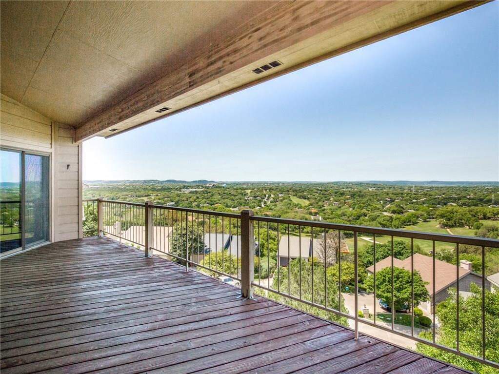 114 Paragon Ct, Lakeway, TX 78734 - View 2