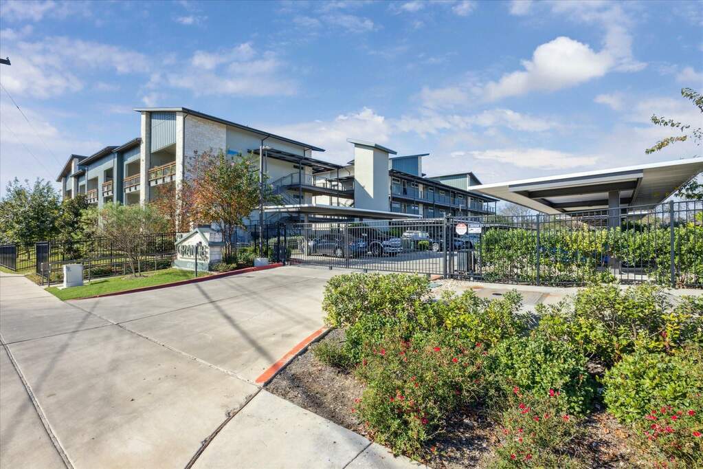 4704 Sunset Trl #2305, Austin, TX 78745