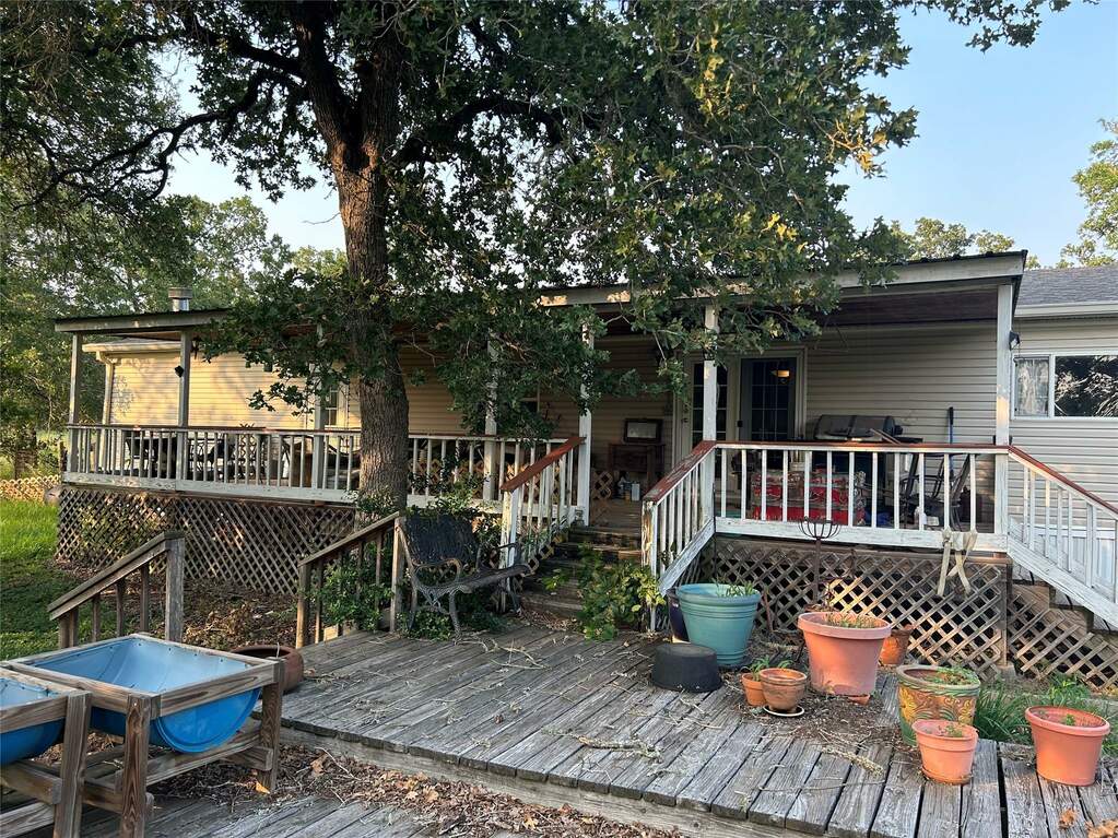 552 S Old Potato Rd, Paige, TX 78659 MLS 8998467 properties