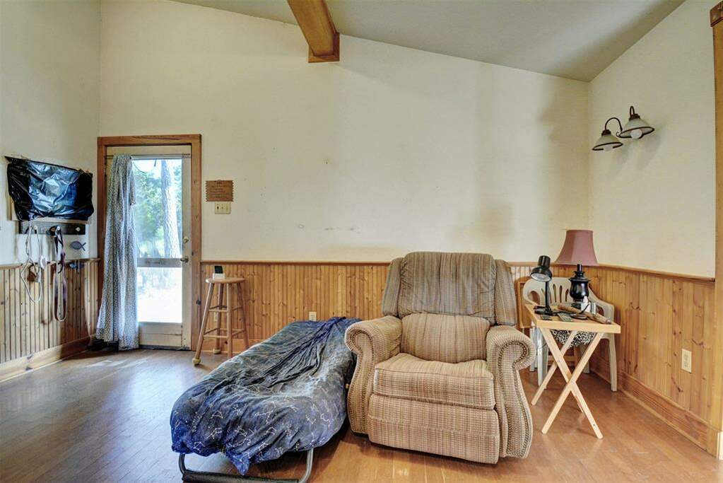 635 Pine Canyon Dr, Smithville, TX 78957 MLS 9187699 properties