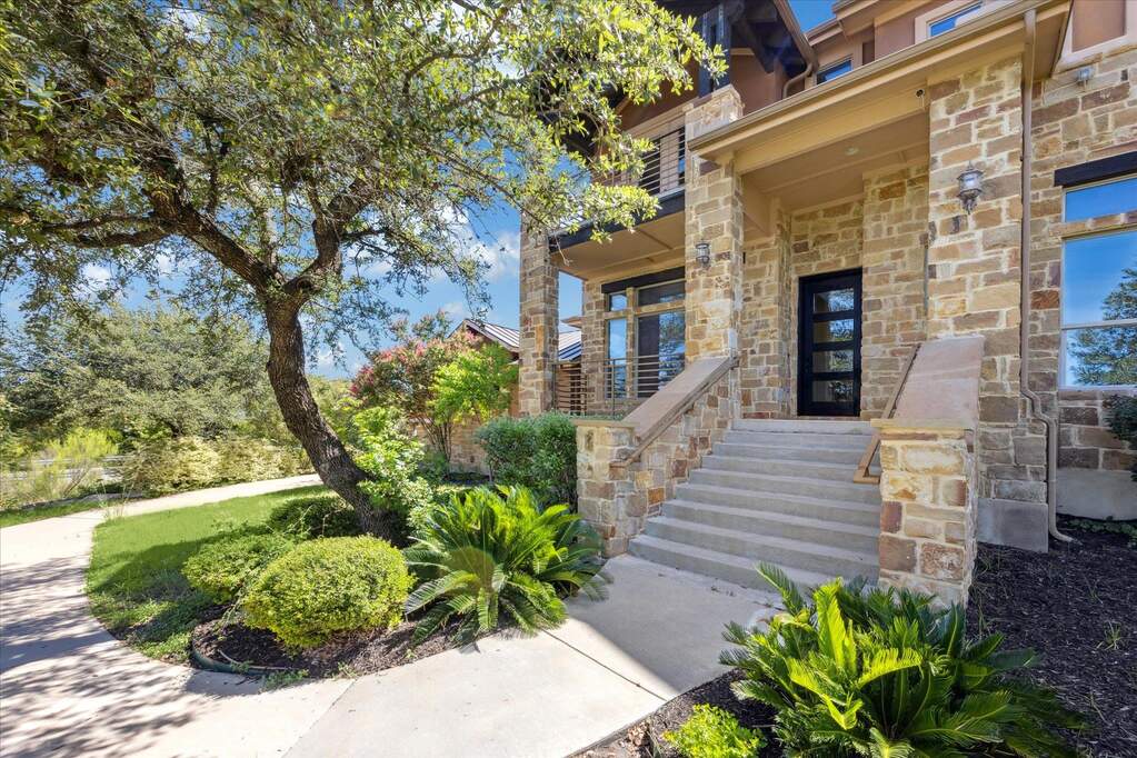 101 Stephanie Ln, Austin, TX 78738, Austin