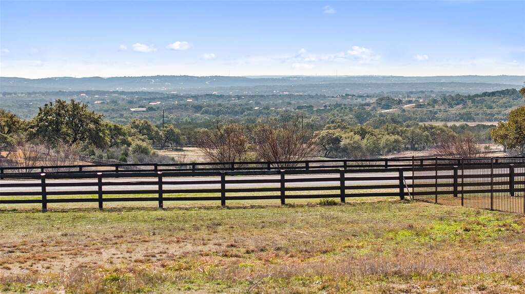 1409 Majestic Hills Blvd, Spicewood, TX 78669 - View 4