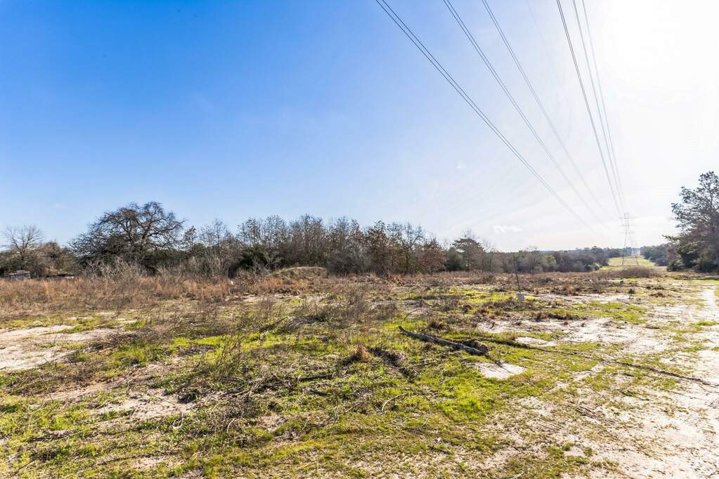 125 Red Rock Ranch Rd A, Red Rock, TX 78662 MLS 9674540