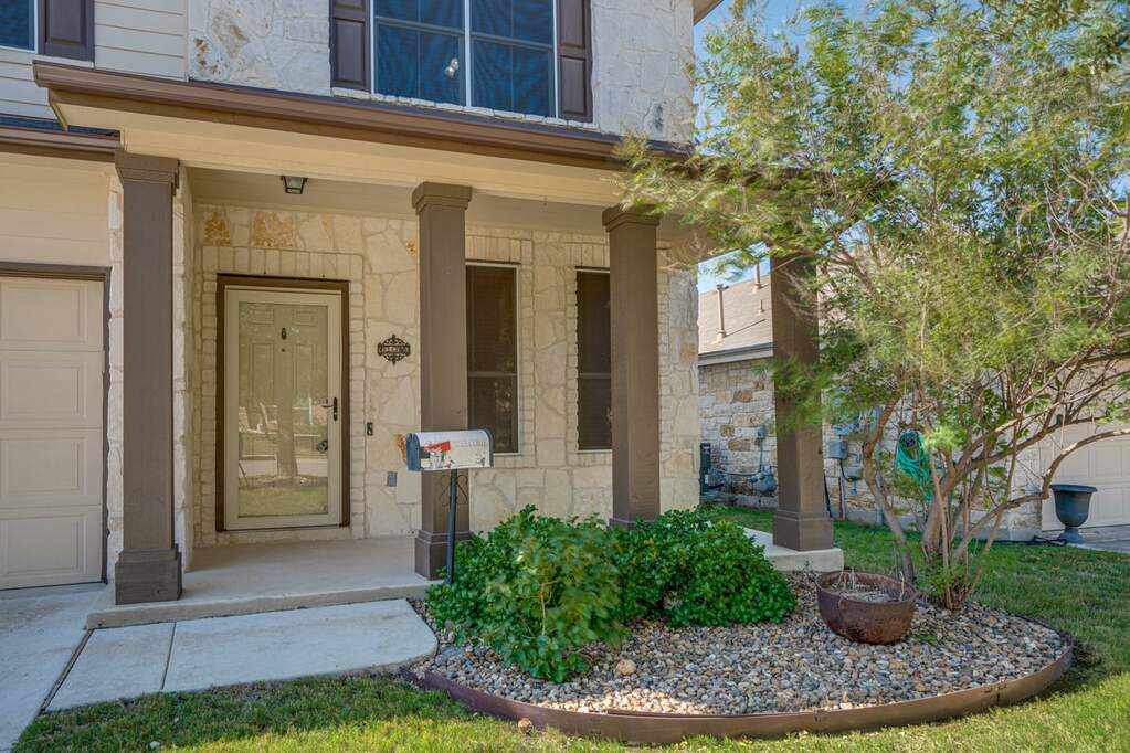 259 Oak Creek Way, New Braunfels, TX 78130 MLS 9896848 properties