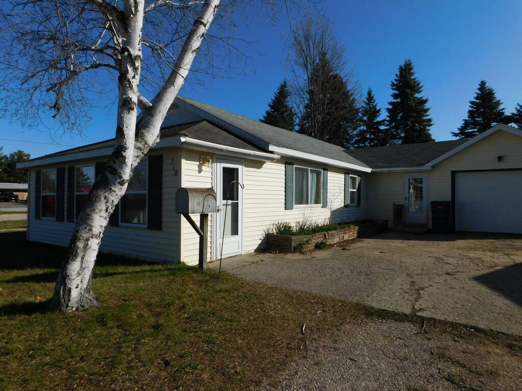 710 Erie Street, Grayling, MI 49738 MLS 201829024 properties SE