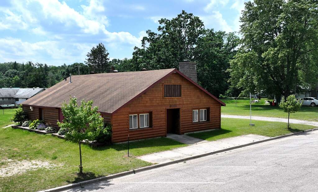 4325 Hanson Avenue, Lewiston, MI 49756 MLS 201830056 properties