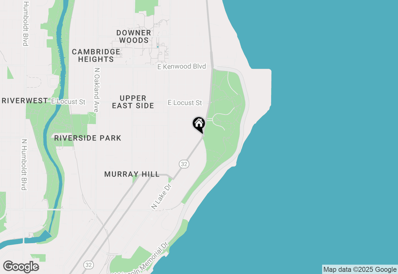 Map of 2701 N Lake Dr, Milwaukee, WI 53211