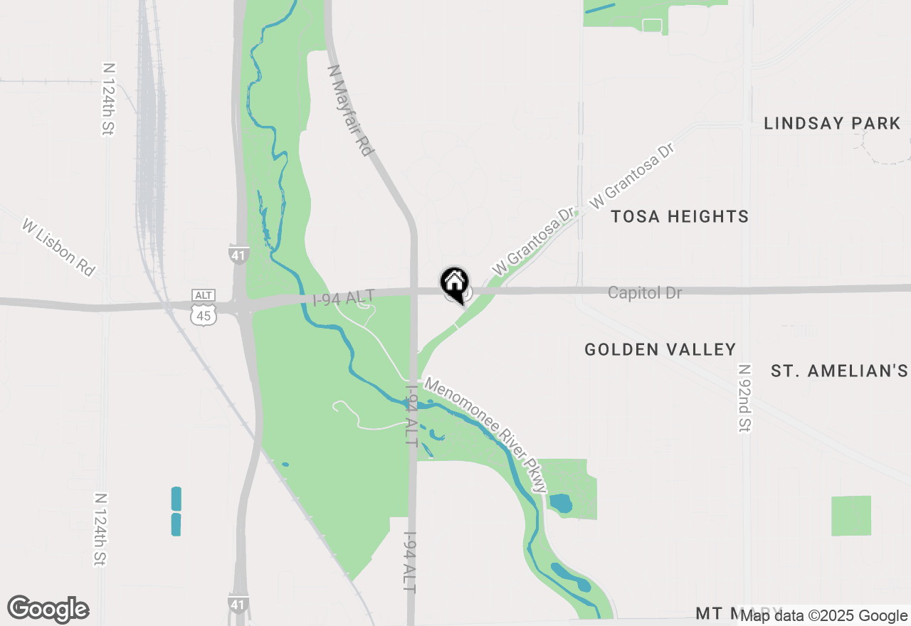 Map of 10560 W Grantosa Dr, Wauwatosa, WI 53222