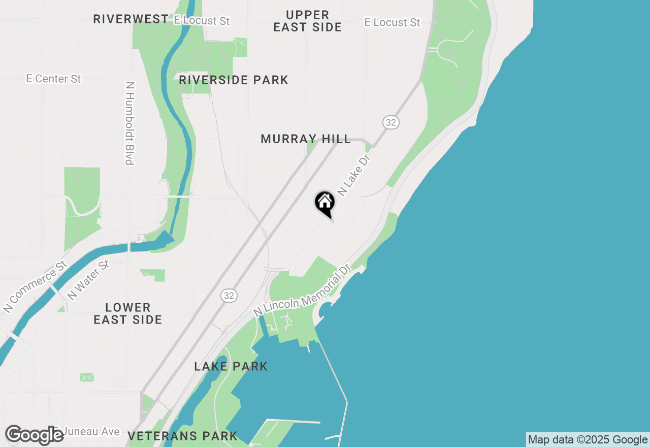 Map of 2242 N Lake Dr, Milwaukee, WI 53202