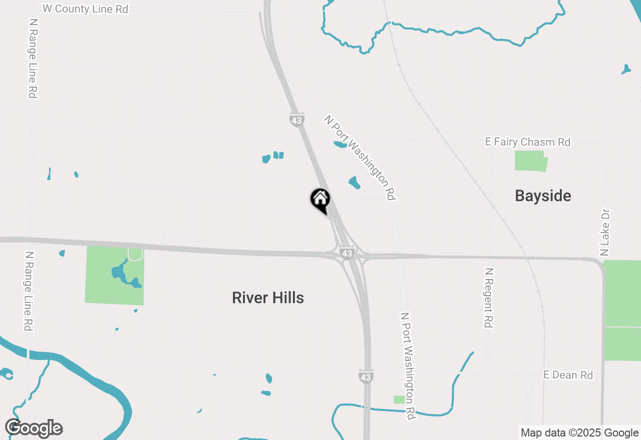 Map of 8900 N Lodgewood Rd, River Hills, WI 53217