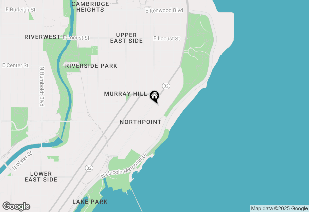 Map of 2432 N Lake Dr, Milwaukee, WI 53211