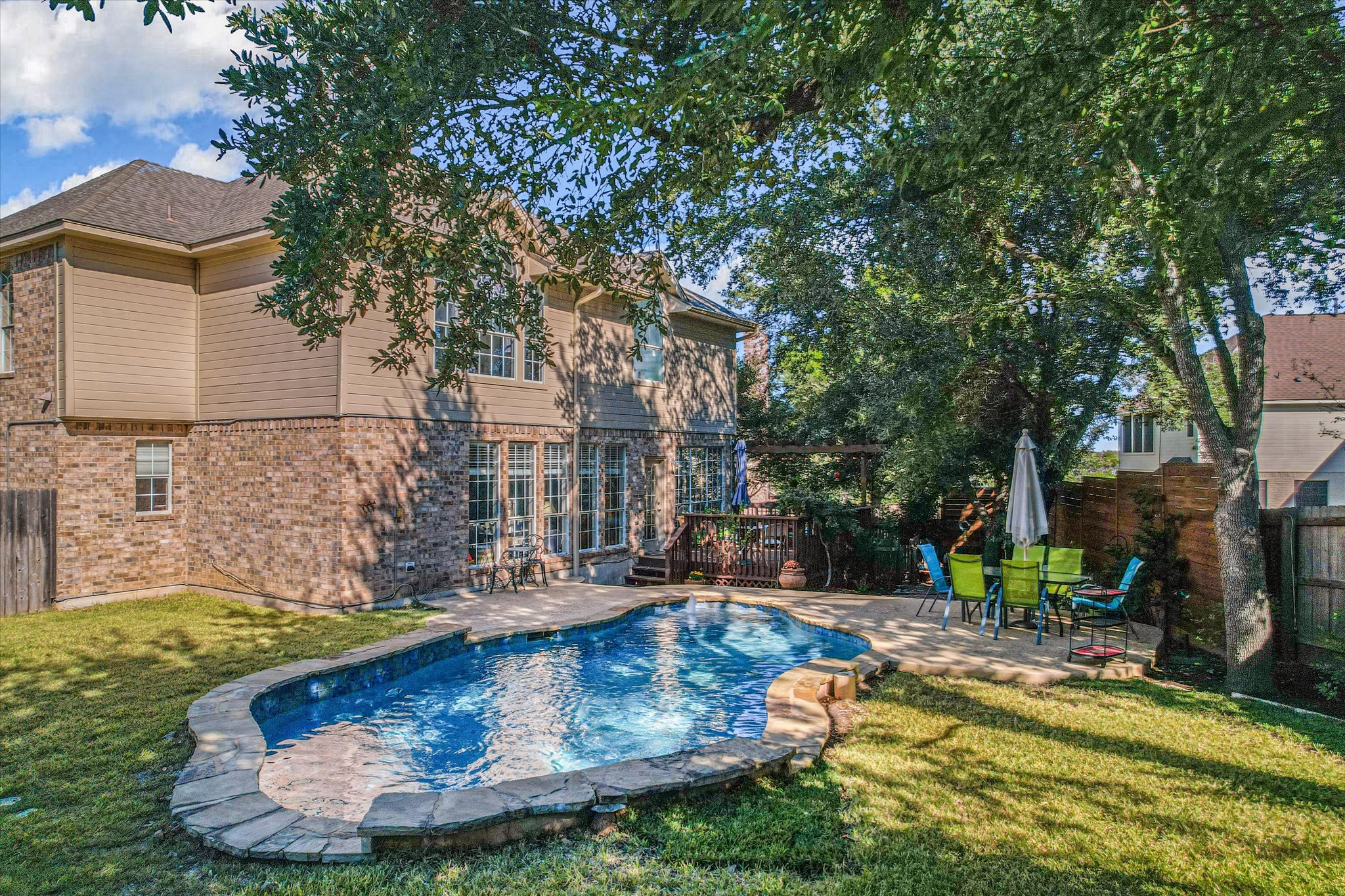 10305 Scull Creek Dr