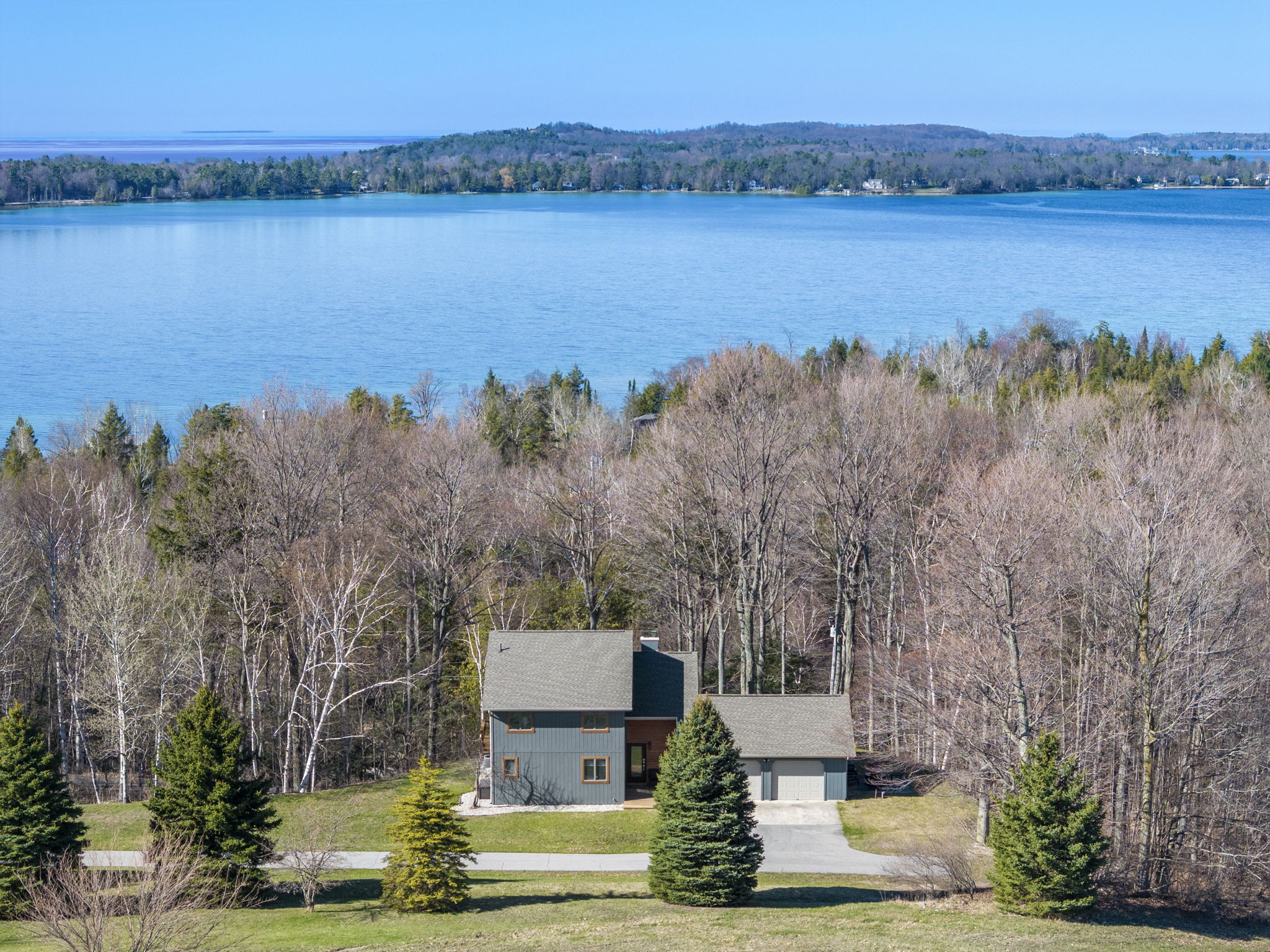 4692 E Duck Lake Road
