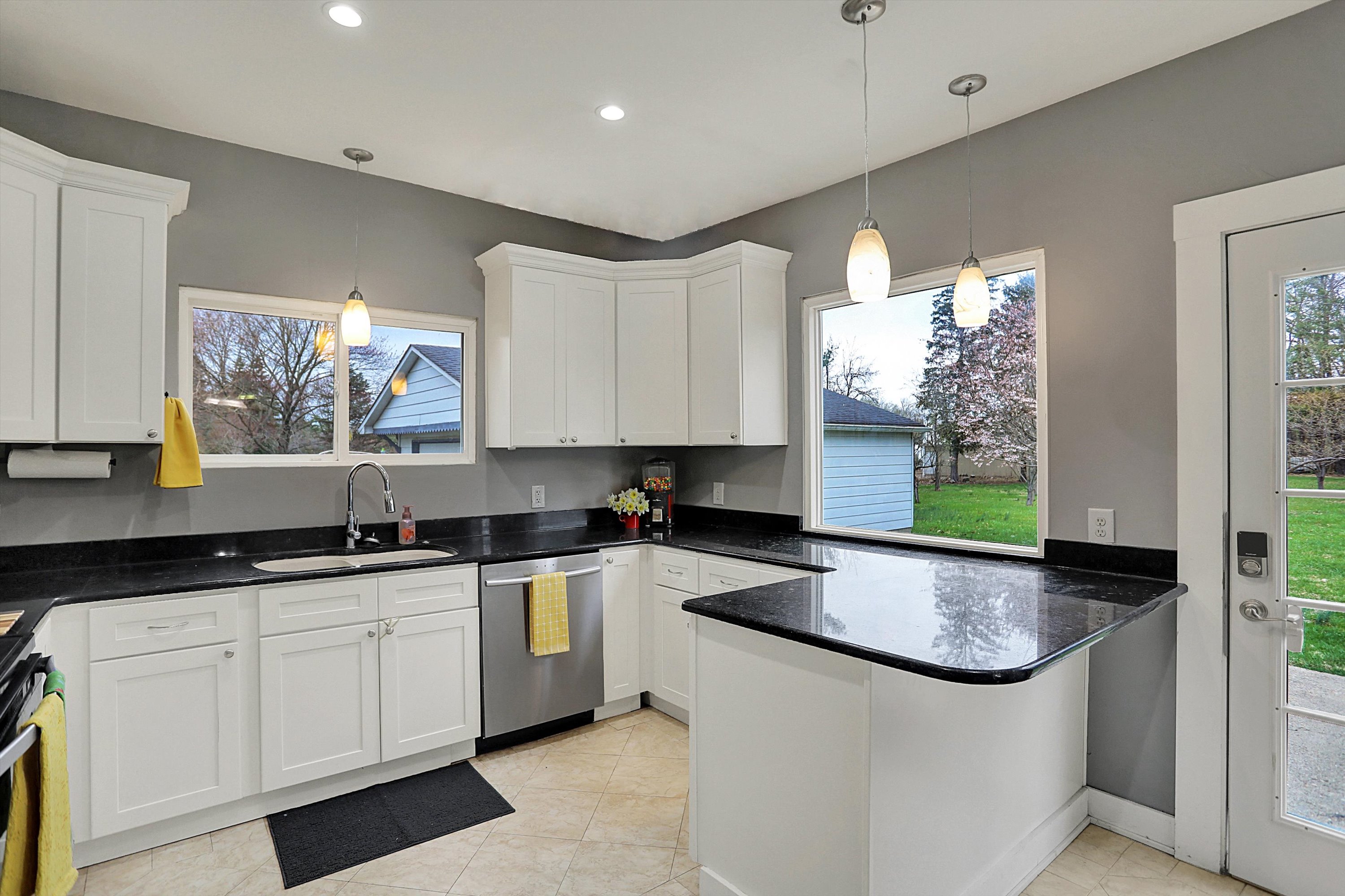 8240 Shelbyville Road