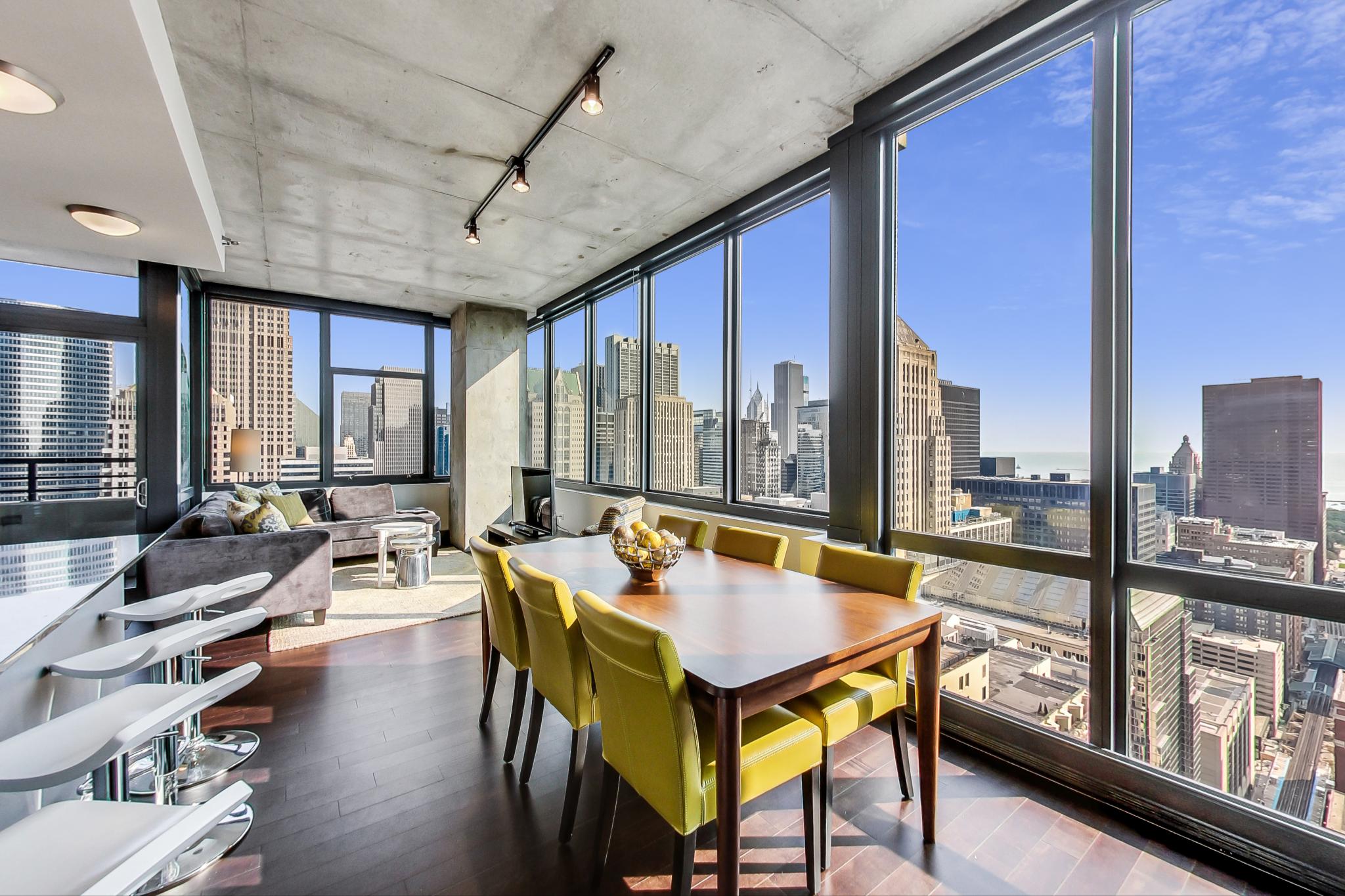 235 W Van Buren Street #4101