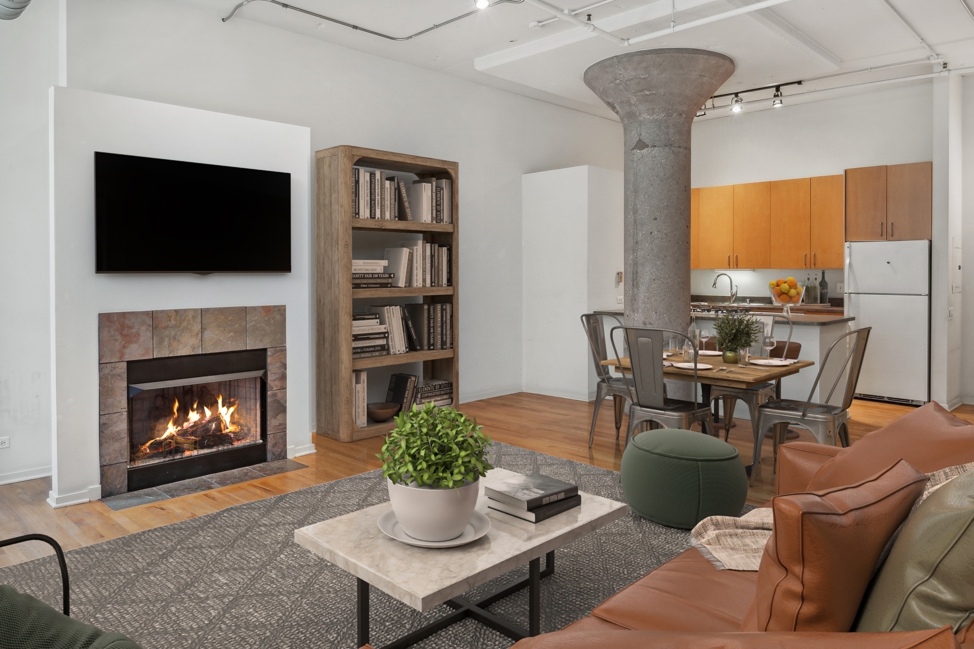 130 S Canal Street #204