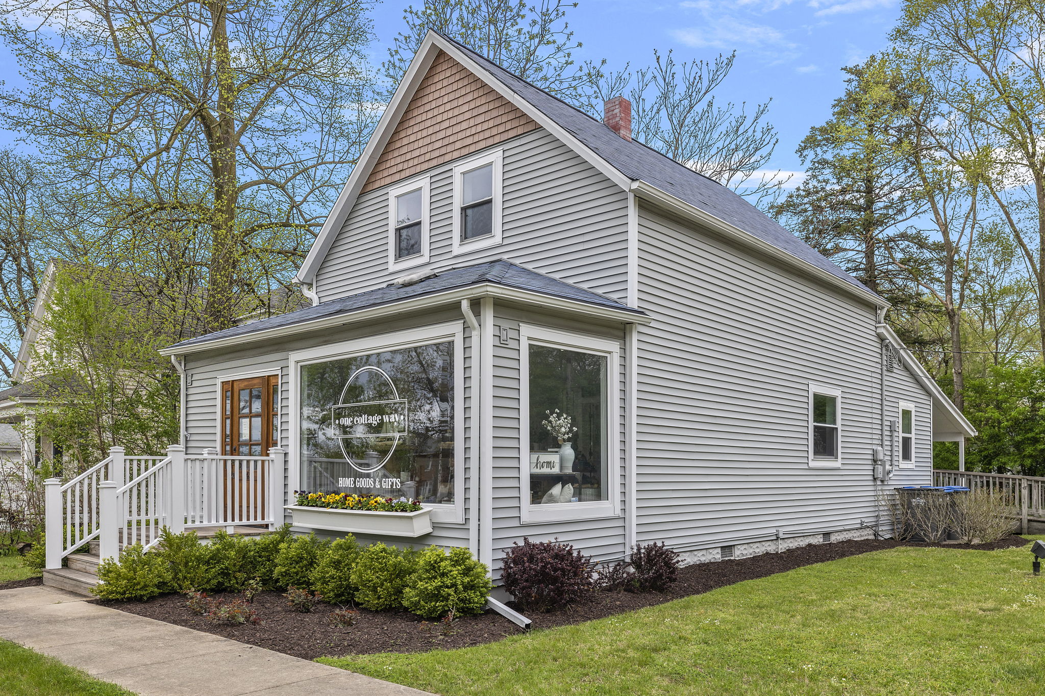 45 S Whittaker Street, New Buffalo, MI 49117 MLS 24021487