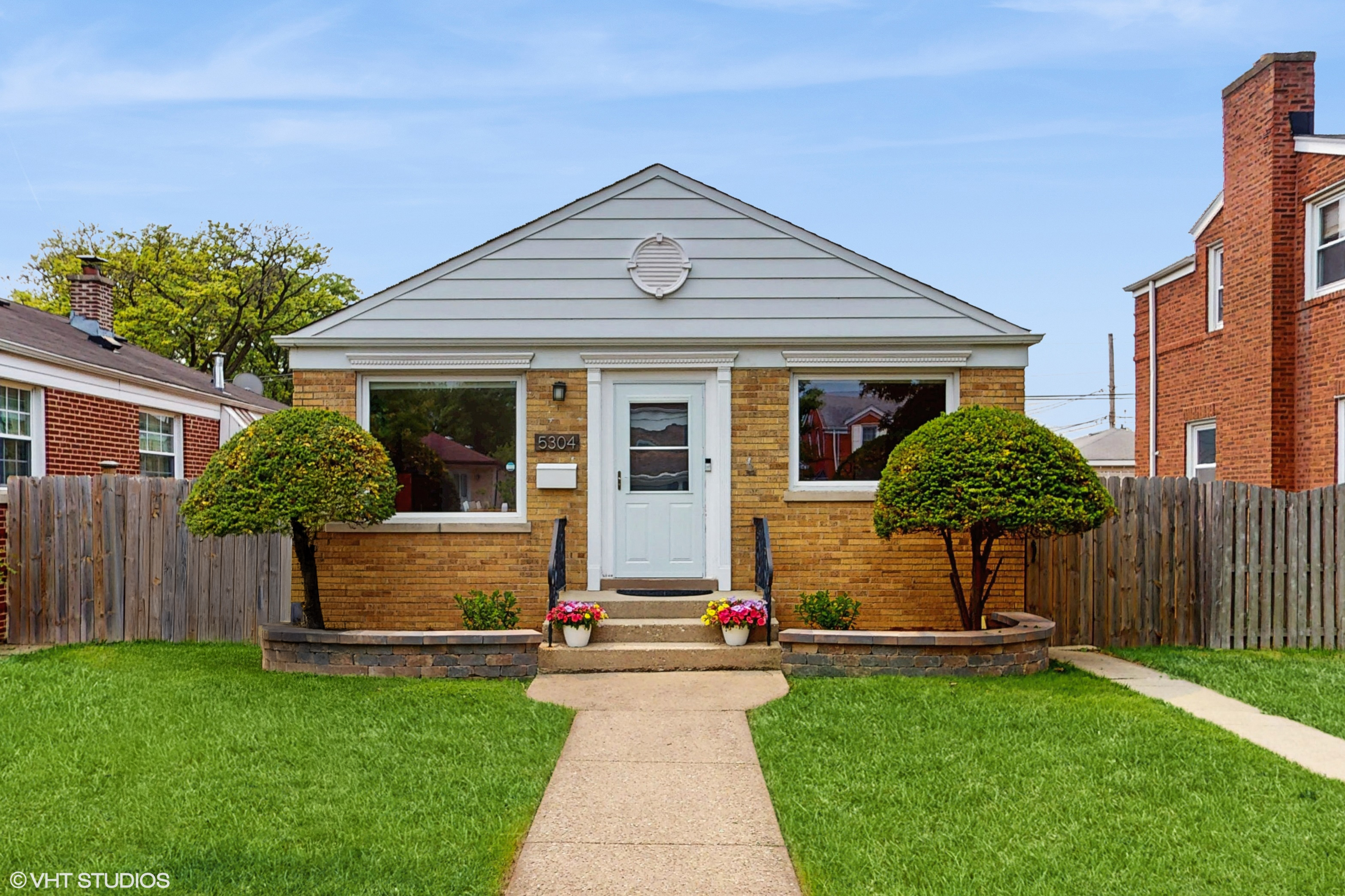 5304 N Oriole Avenue