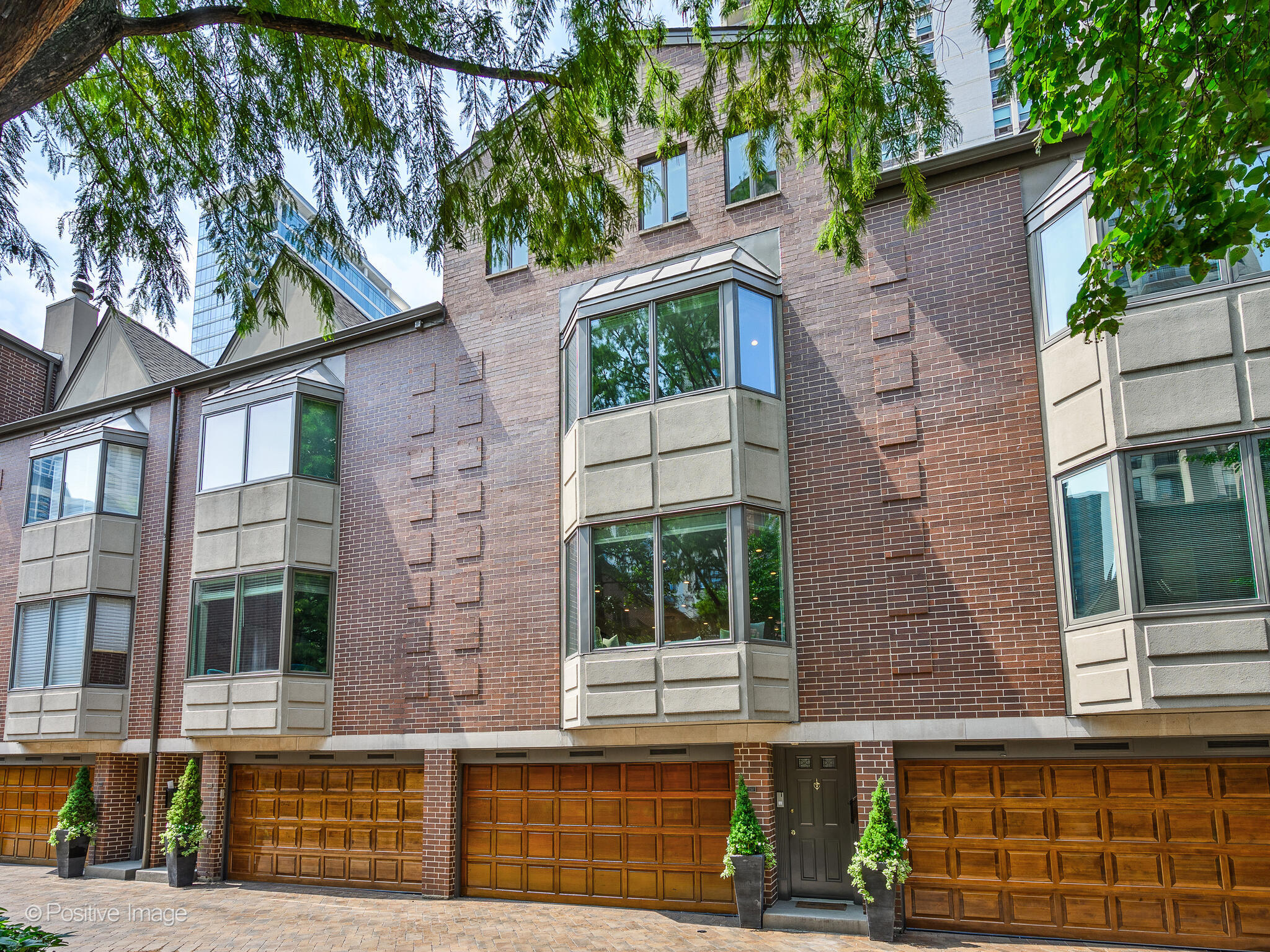 55 W Goethe Street #1240