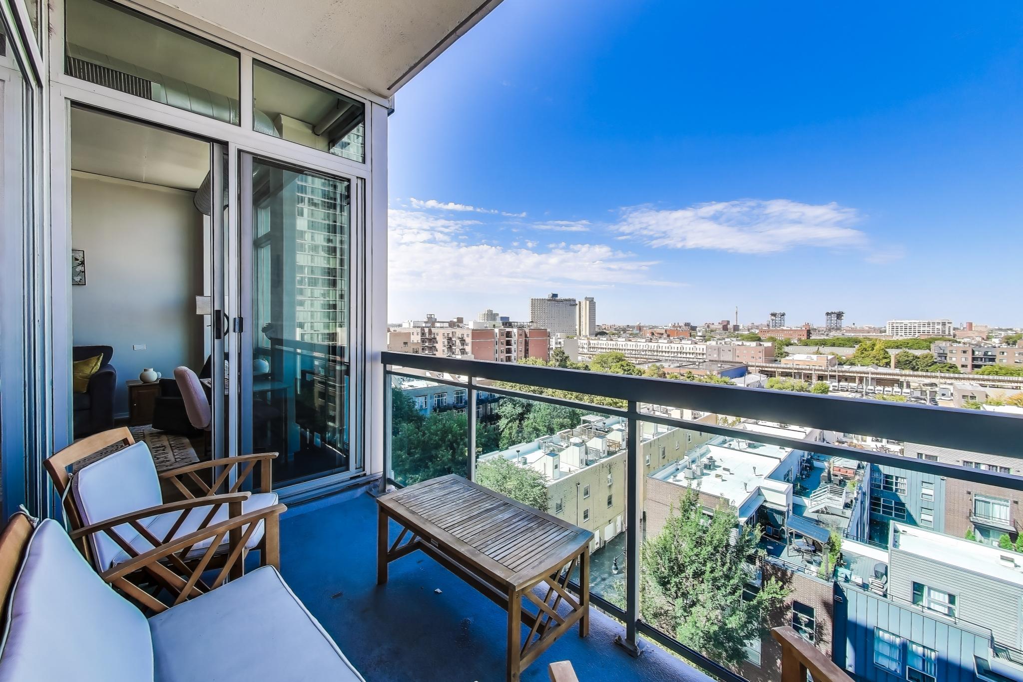 1819 S Michigan Avenue #803