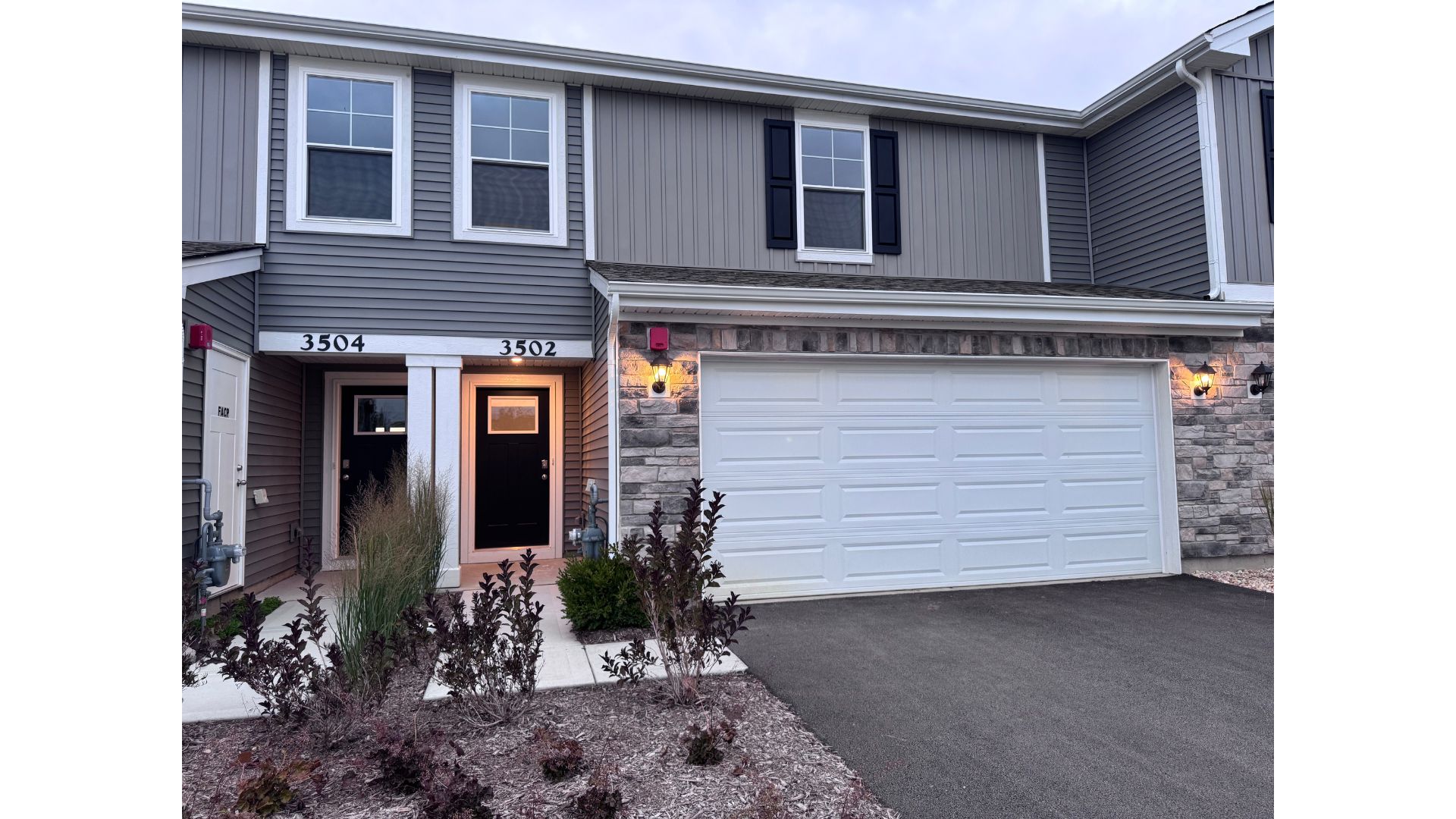 3502 Richardson Circle