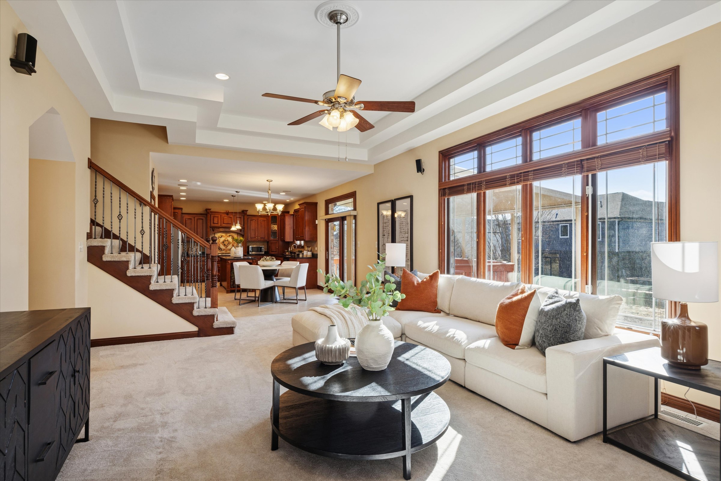 945 Internationale Parkway