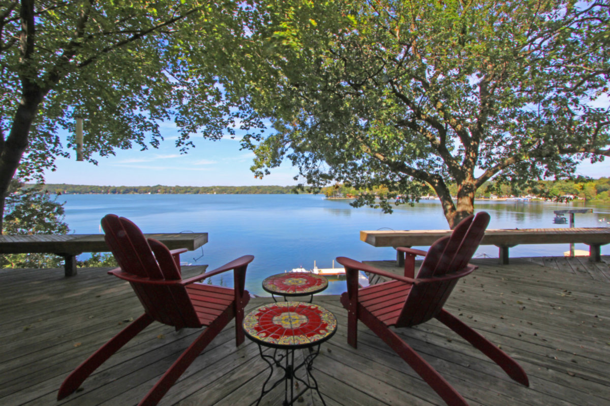 310 W Geneva St Williams Bay, Wisconsin 53191 MLS 1764446 properties