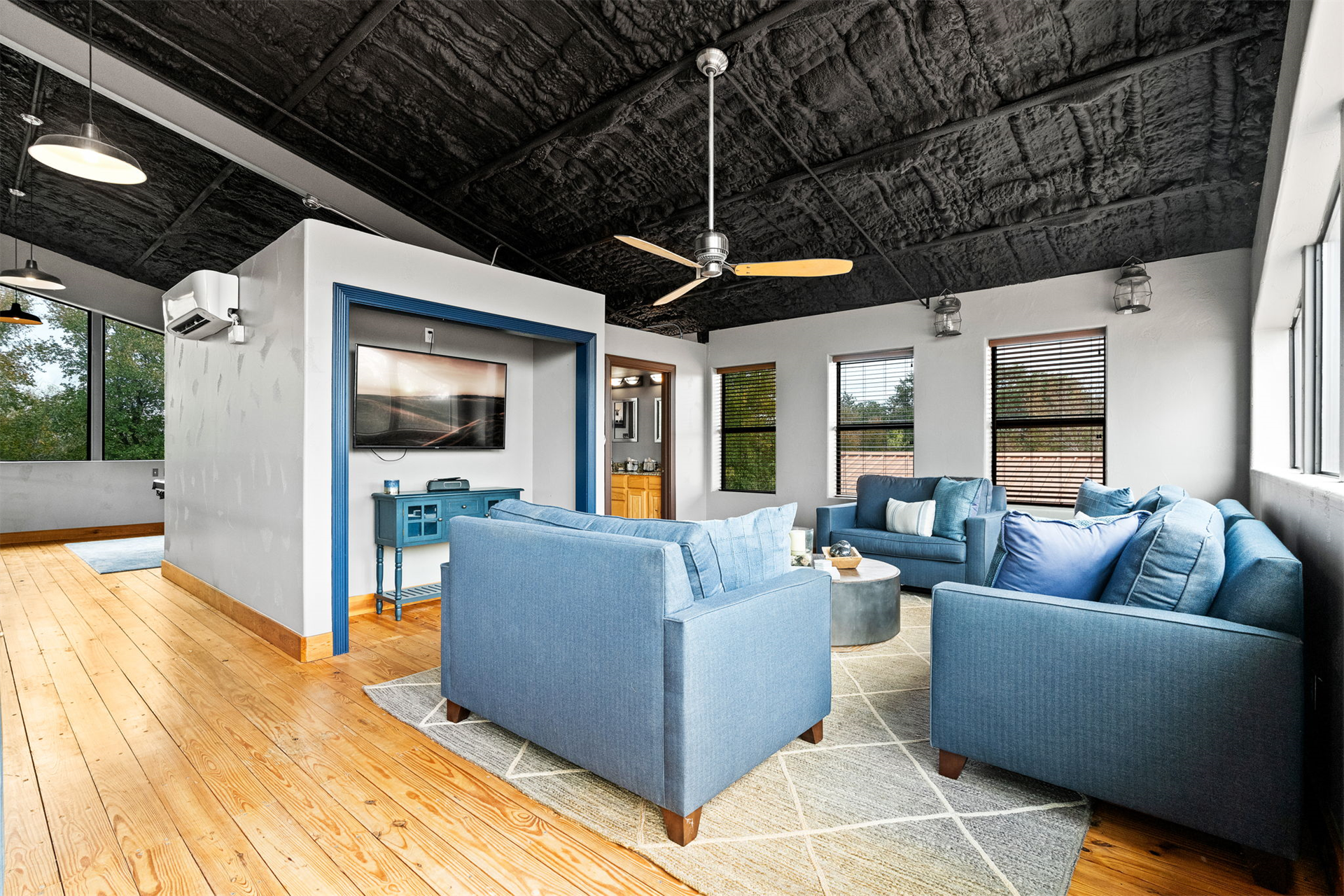 4 Bedroom Single Family Home/House's Image 17