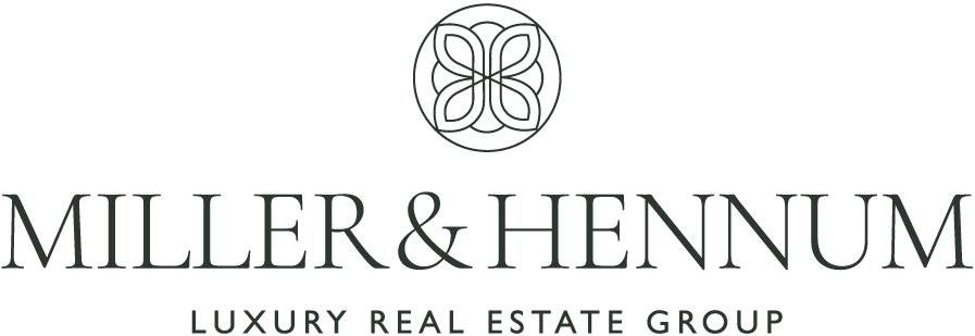 Bonnie Hennum logo